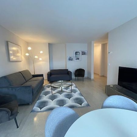 Le Mont-Veyrier, Parking Et Vue Apartment Annecy Luaran gambar