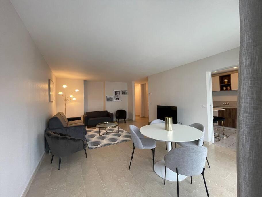 Le Mont-Veyrier, Parking Et Vue Apartment Annecy Luaran gambar