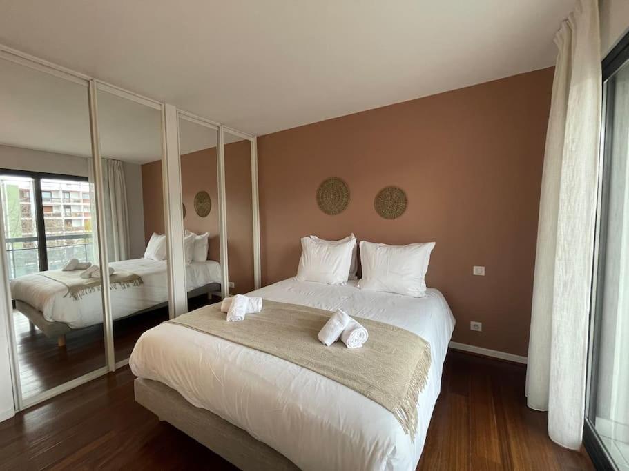 Le Mont-Veyrier, Parking Et Vue Apartment Annecy Luaran gambar