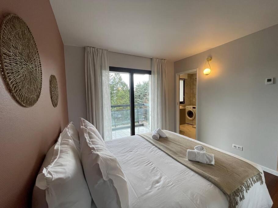 Le Mont-Veyrier, Parking Et Vue Apartment Annecy Luaran gambar